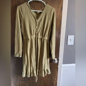 Olive dress, Size M